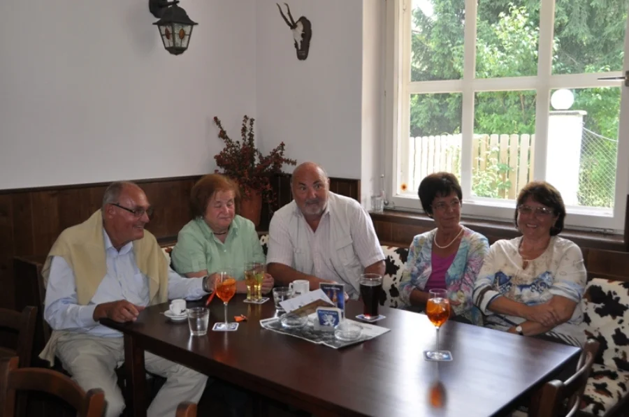 Kassier Günter Wienerroither, #Ehepaar Gössler, Hemmi Rauter und Resi Poledna