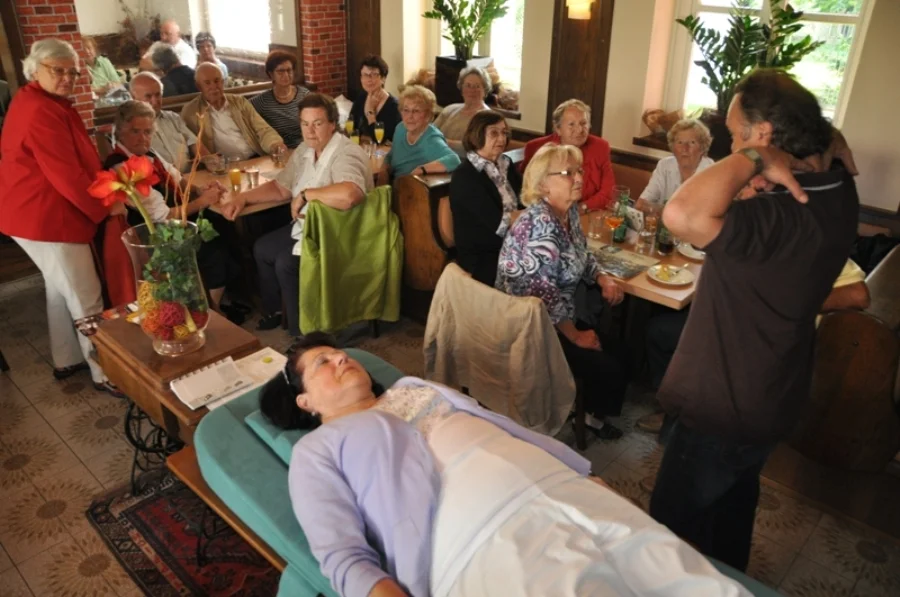 Produktpräsentation#Maria Reiter auf der#Zauberliege