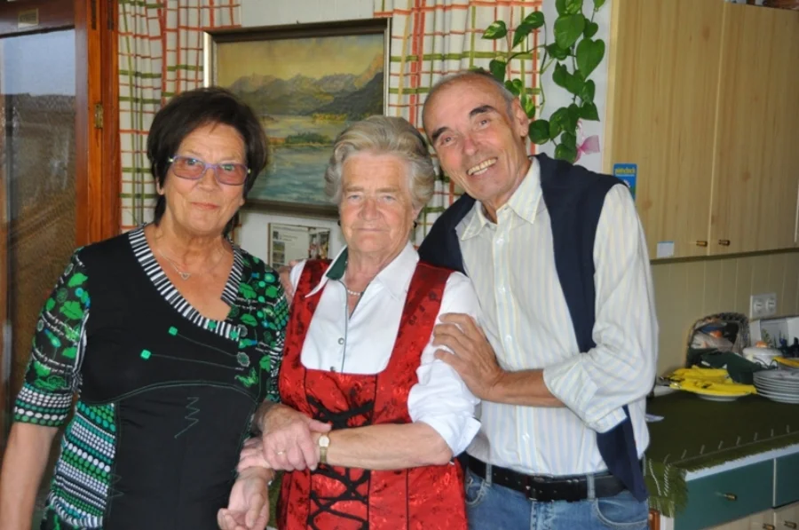 Vizebürgermeister Alfred Walter und seine Frau Elisabeth gratulieren