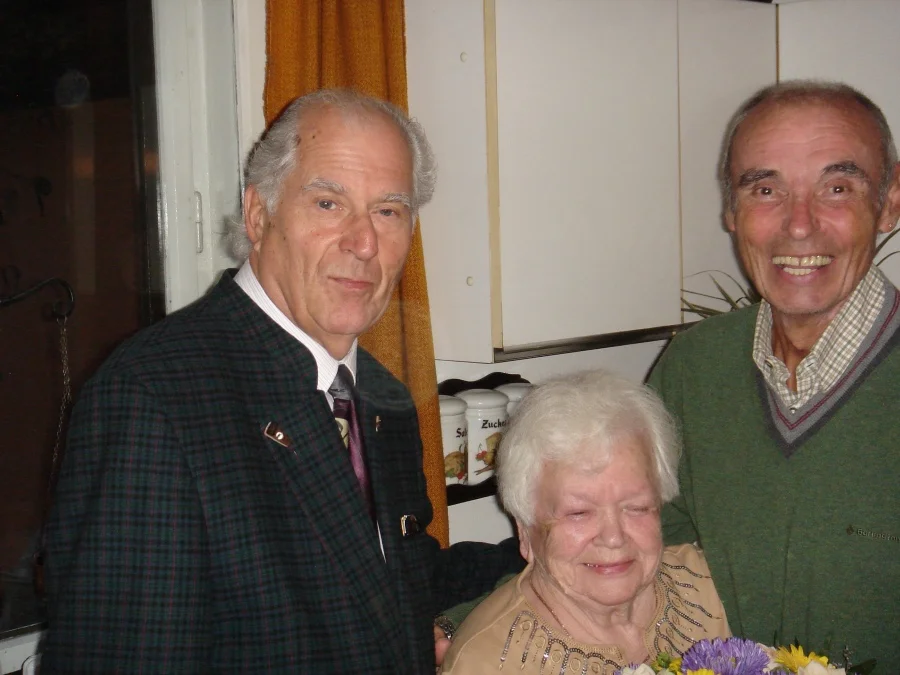 Vbm  Alfred Walter und#Seniorenbundobmann Hans Prüller#gratulieren