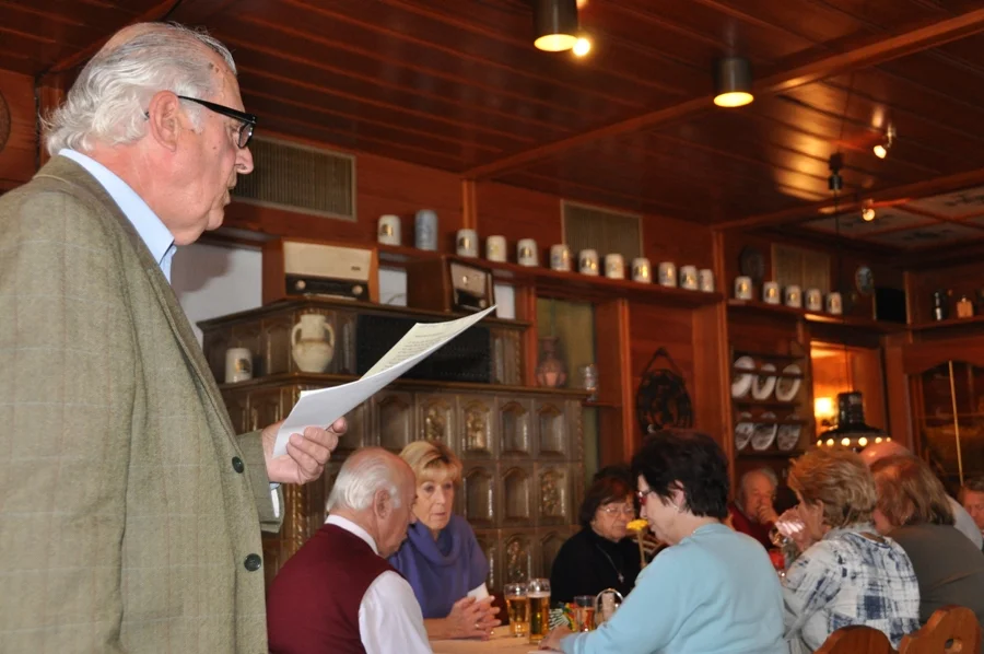 Der Obmann mit seinem Bericht