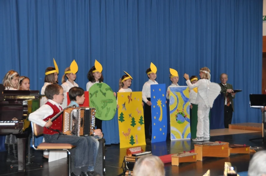 +Die wundersamen Kerzen ,#die in die Herzen der Menschen #leuchten+