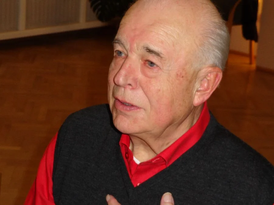 Der Jubilar ist 80 Jahr#noch immer fit#macht alle Tänze mit