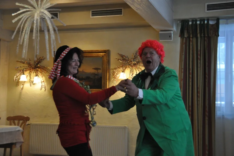 Der Mann in grün Burgvogt#Willi Pickert