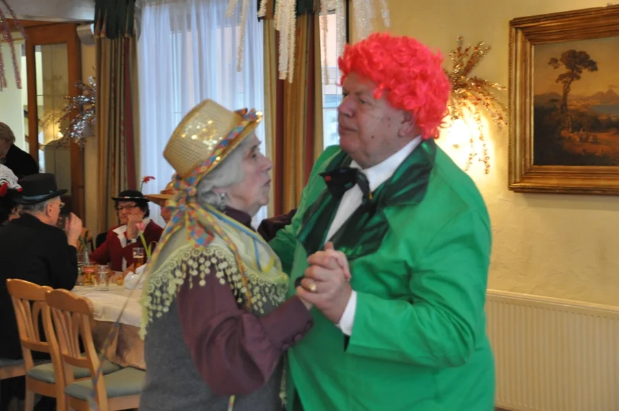 Ein Tänzer der +Alten Schule+