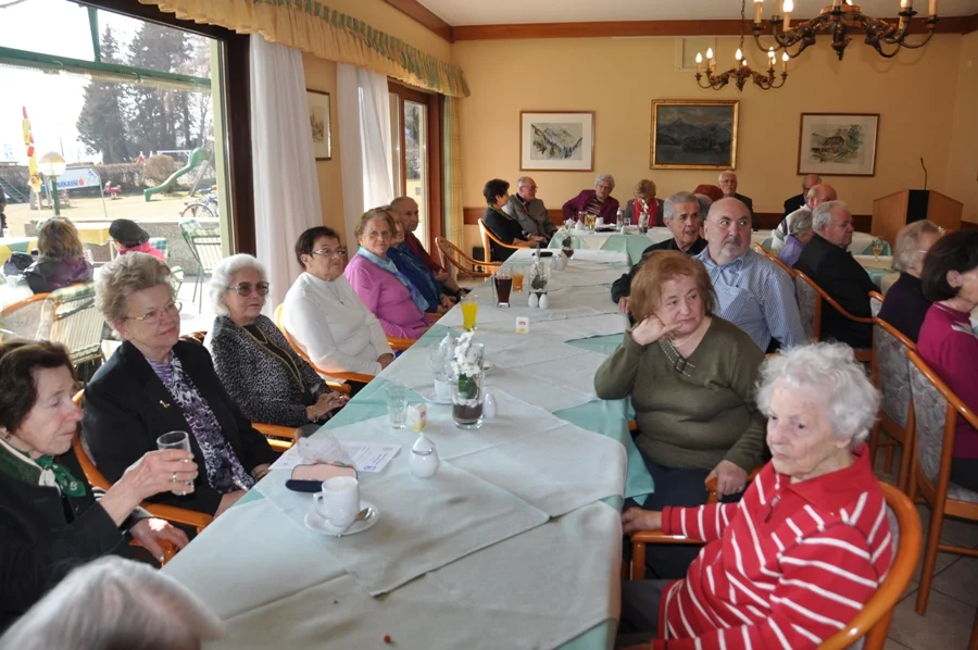 Blick in den vollbestzten Saal