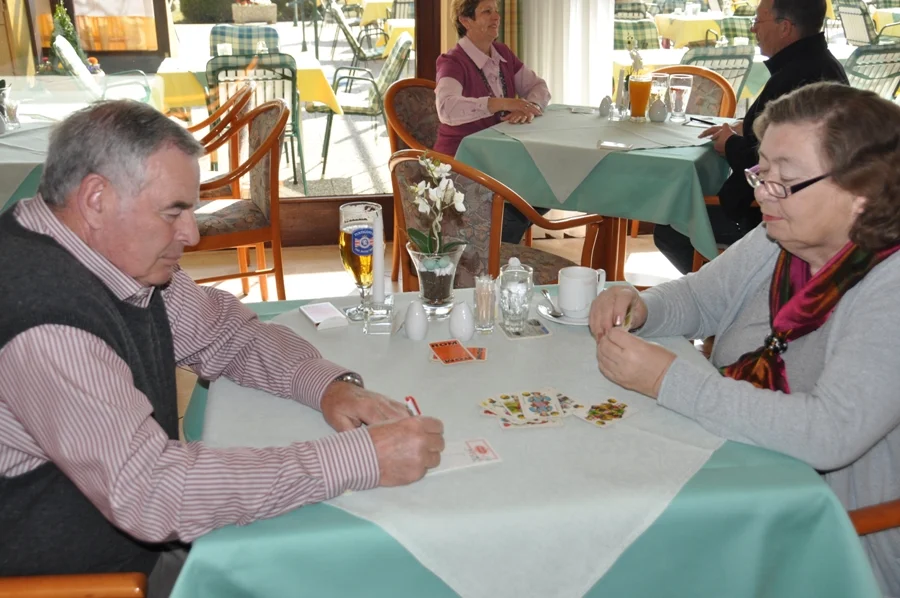 Der spätere Sieger Robert Samitz#mit Hannelore Eiper