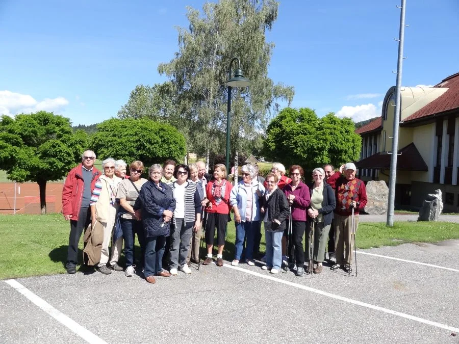 Die Seniorentänzer wobei#diesmal acht Tänzer fehlten