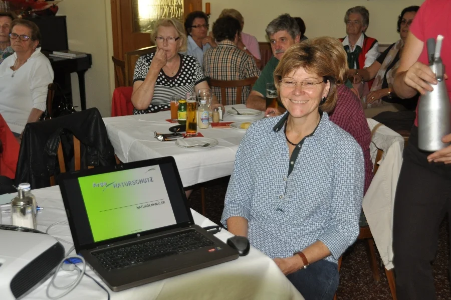 DI Gerda Berg mit einem Bericht#über Naturdenkmäler