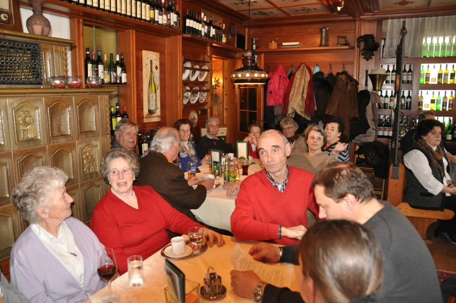 Die Gemeindevertretung mit#Ingeborg Walland und#Maria Pappitsch