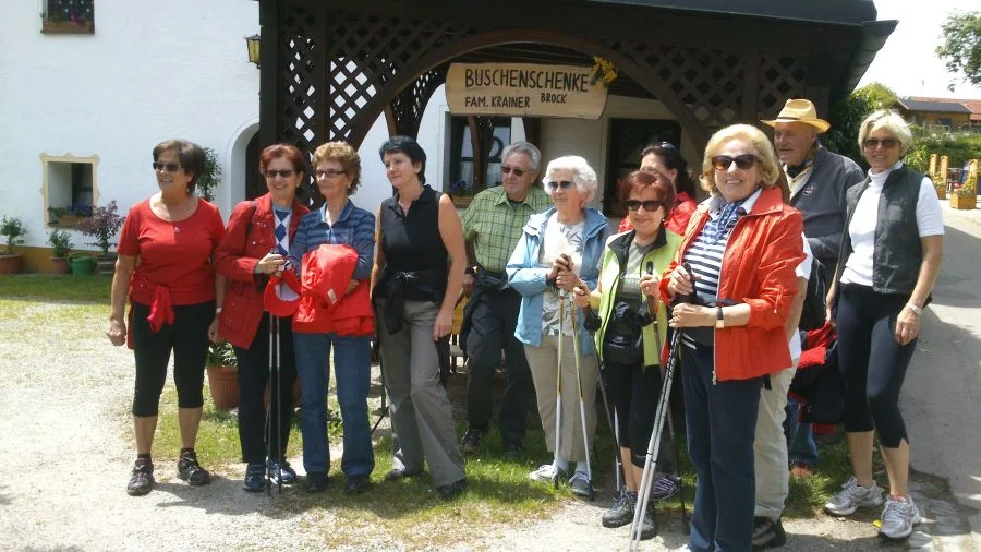 Sammelstelle +Buschenschank Brock+