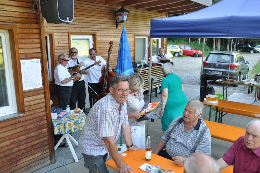 GR Herbert Paulitsch informiert sich#Burg Bank