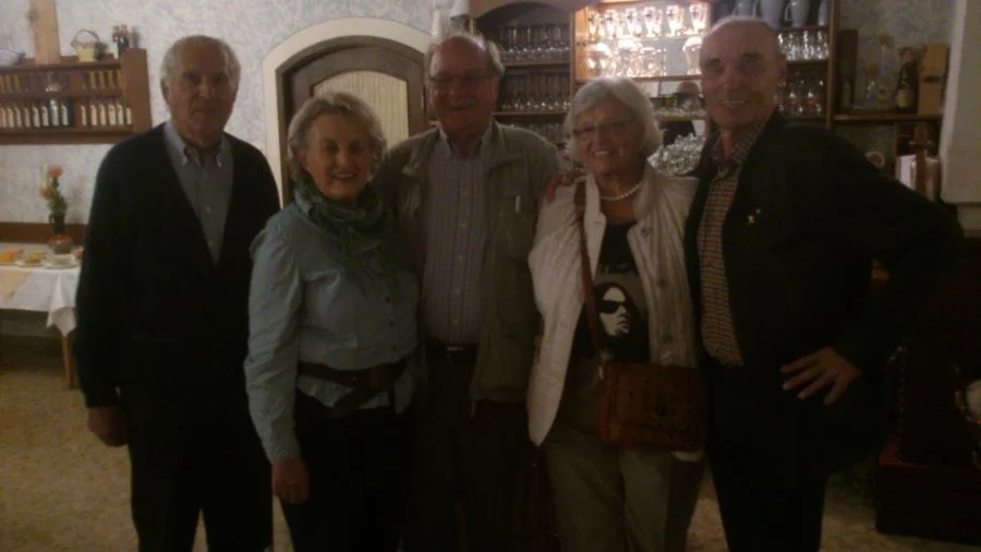 Die Gatulanten des SB Obfrau Heidi Wienerroither EO Hans Prüller und Vzbm Alfred Walter