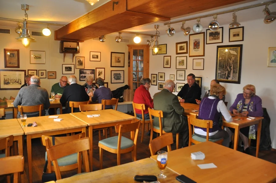 im Extrastüberl beim Zockwirt