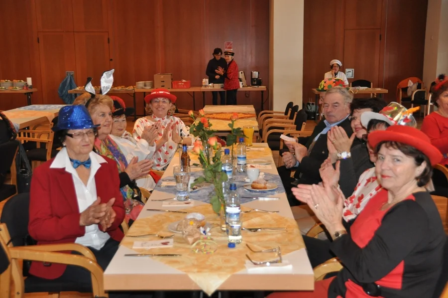 Robert Samitz der#+Hahn im Korb+