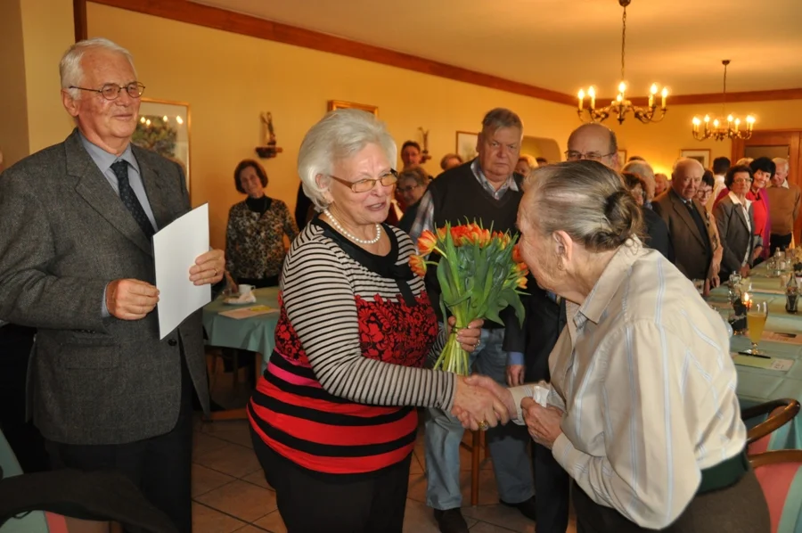 Auch Blumen dürfen bei einer#Ehrung nicht fehlen