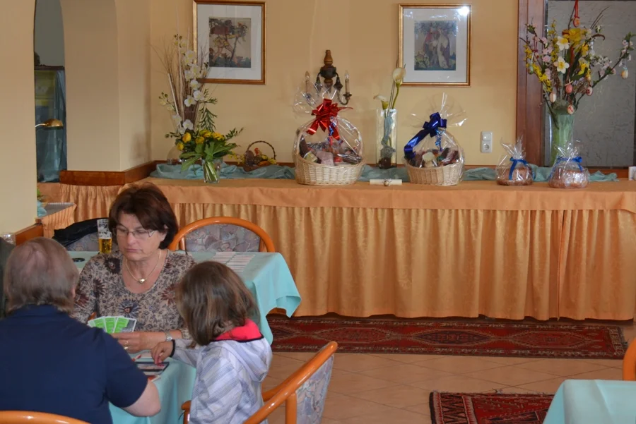 Im Hintergrund die schönen#Osterpreise