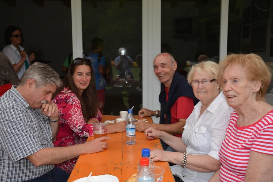 Vzbm. Alfred Walter, Mag. Silvia Häusl-Benz, Ehepaar Cumming-Deketh und#Ingrid Stefula