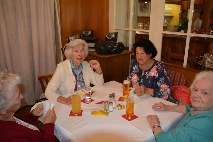 Frau Blazenka Jernej immer auf dem Laufenden