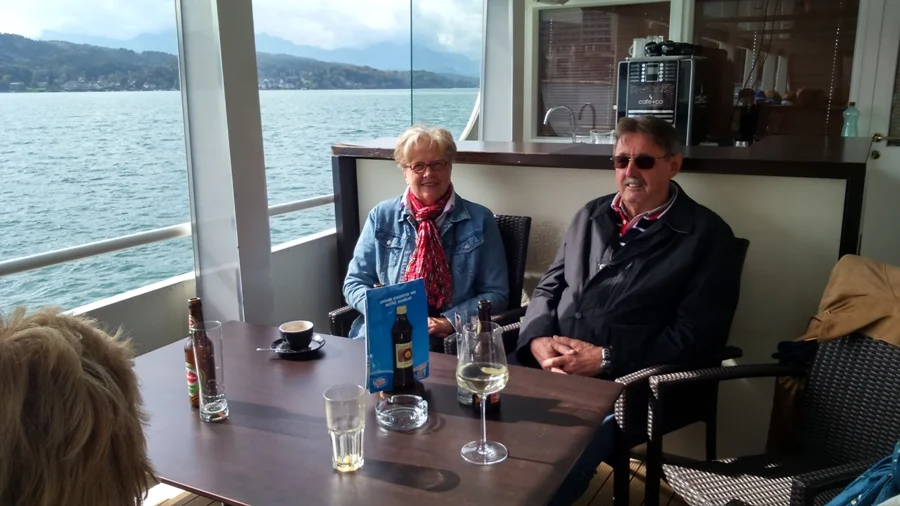 An Deck in frischer Luft..