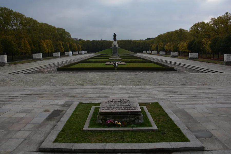 Sowjetisches Ehrendenkmal