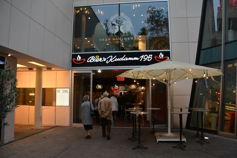 Die berühmteste +Currywurstbude+ Berlins