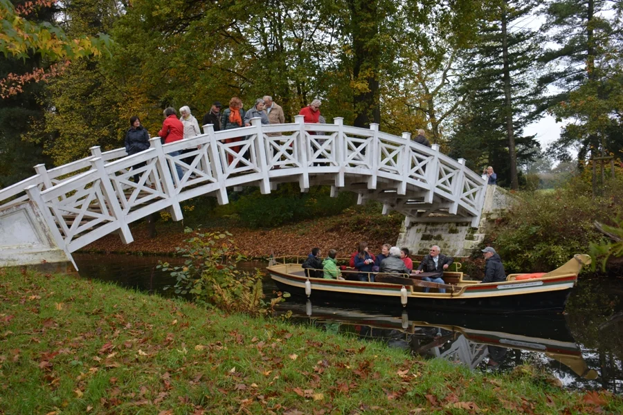 Führung durch den romantischen Park