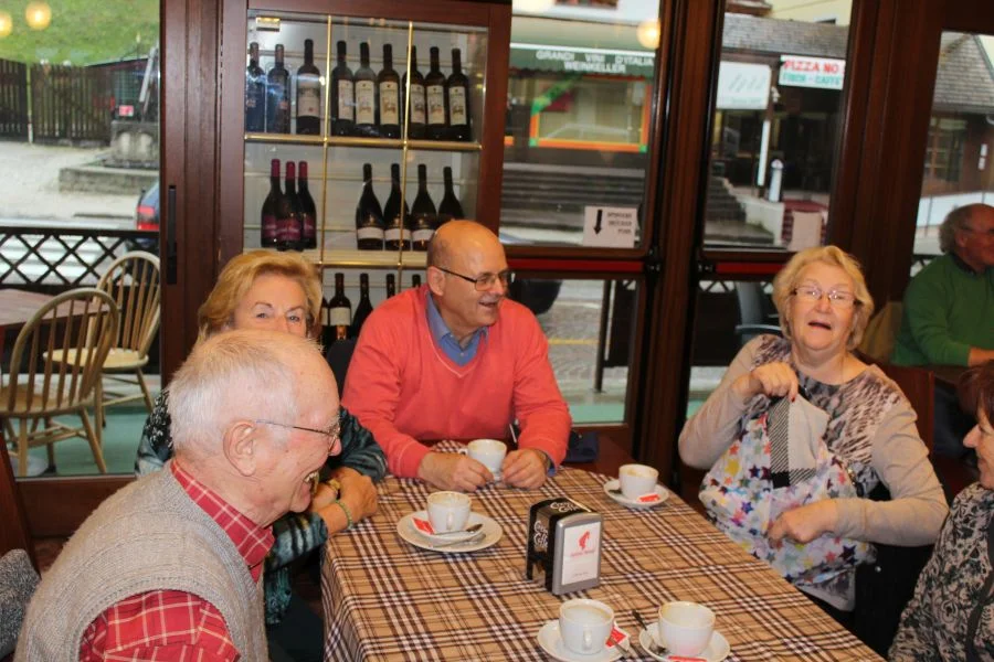 Gerhard Schurian mit cousine +Poldi+ #Capucino und guter Laune