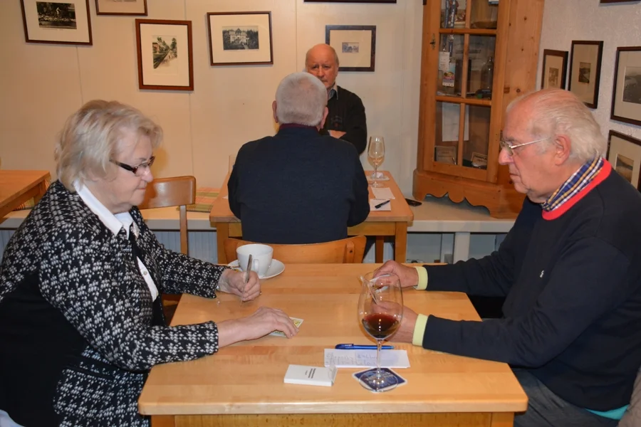 Hans Prüller siegte gegen Poldi Deketh#und gewann den Trostpreis