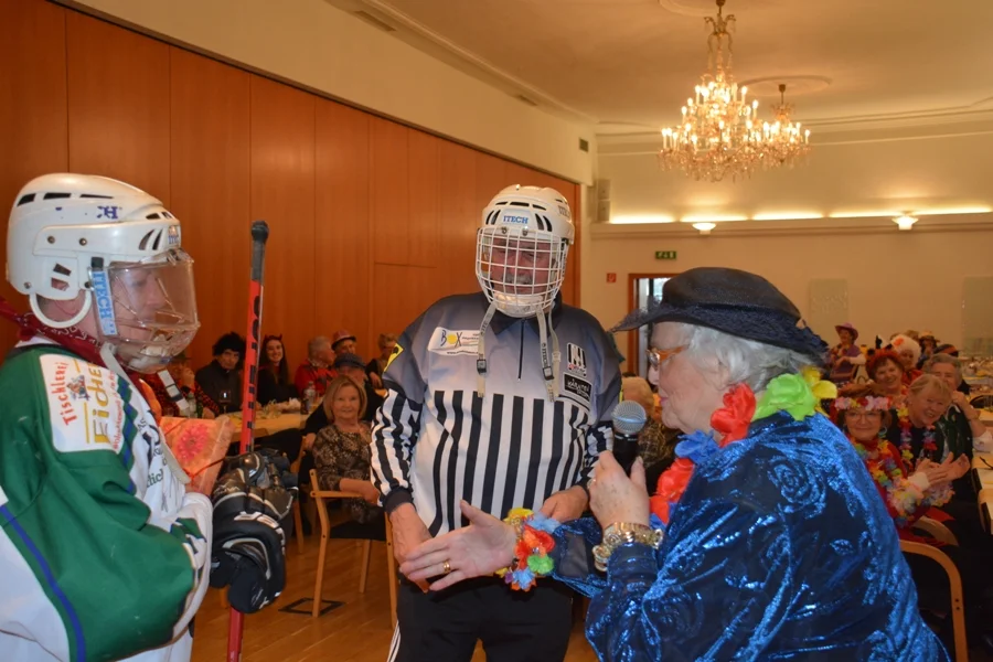 1.Preis Gruppe#+Die Eisraupen+