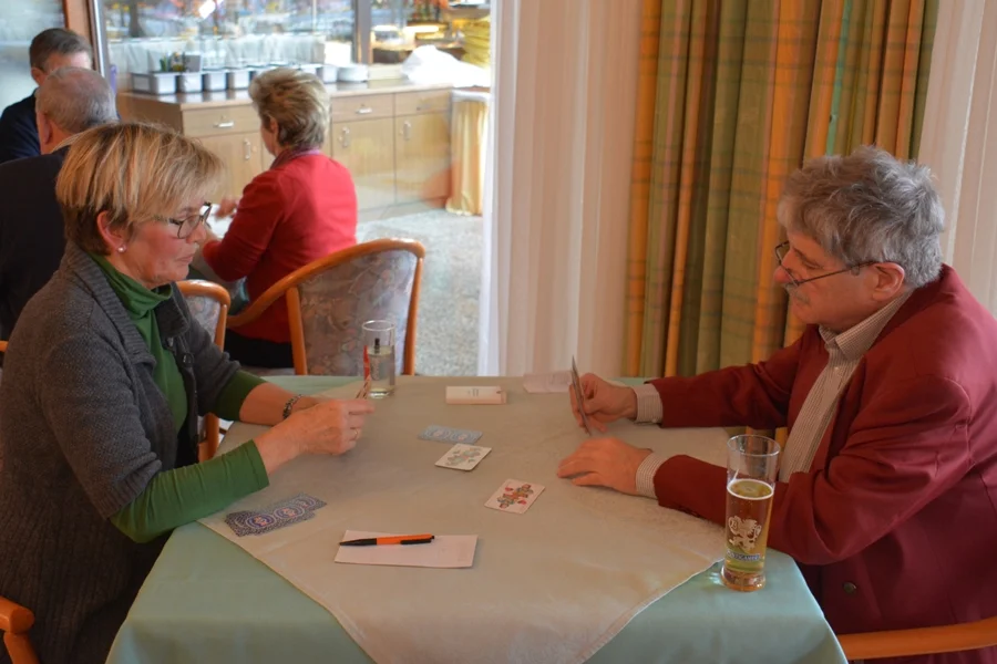 Marianne Paulitsch im Spiel mit Hermann Deketh