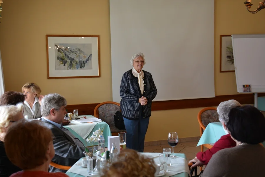 Obfrau Heidi Wienerroither bei der Bergrüßung