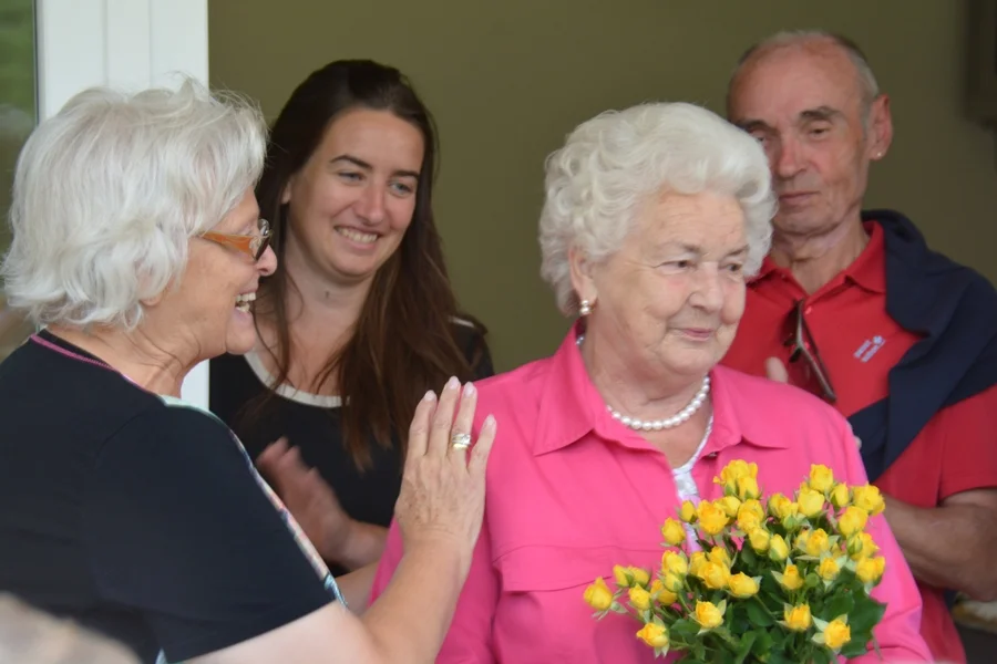 Genesungswünsche für Antonia Maklet