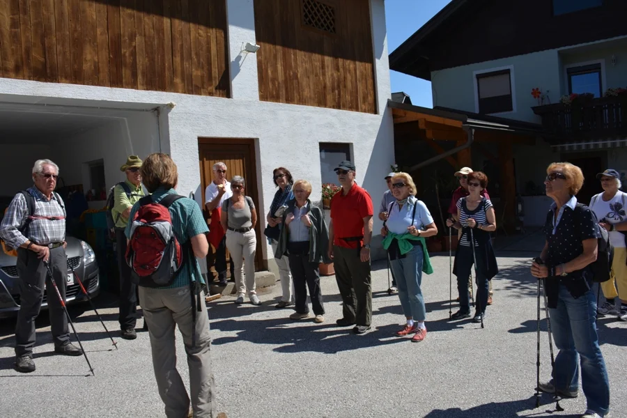 Zusammenkunft in der Buschenenke#+Leutschacher+