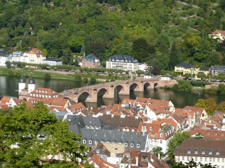 Die +Karl-Theodor Brücke+