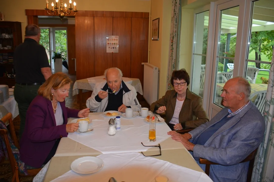 Familie Hans Valtente und#+Langzeitkassier+ des SB Günter Wienerroither