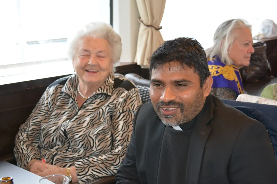 Mit dabei auch#Pfarrer Joseph Thamby Mula