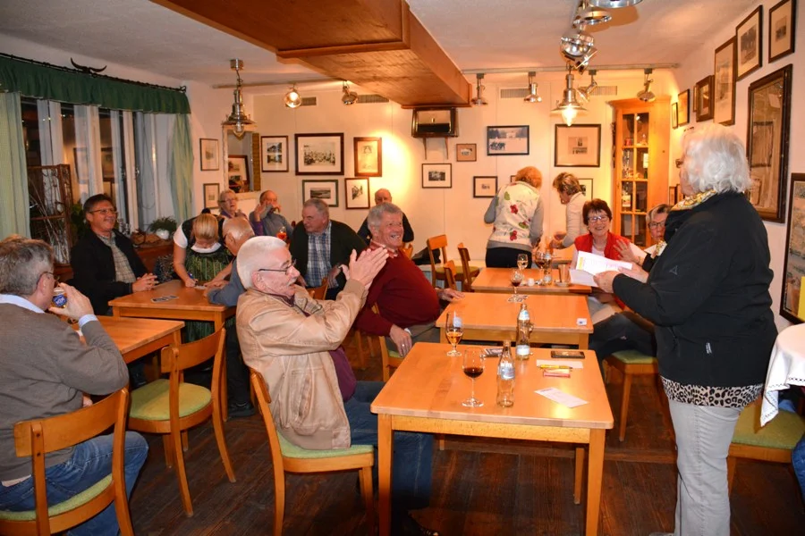 Applaus für Obfrau und Oberschiedsrichter Helmut Epe für die Organisation des Veranstaltung