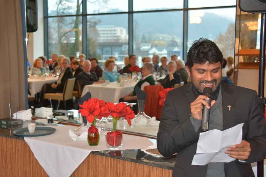 Pfarrer Joseph Thamby Mula mit einer#berührenden Adventrede