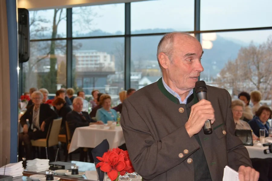 +Alt-Vize+ Alfred Walter mit einer besonderen Weihnachtsgeschichte