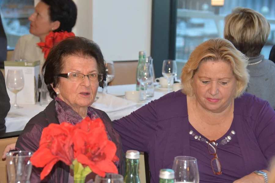 Des Seniorenbunds einziges#+Christkindl+ geb. am 24.Dezember#Christl Dobernig