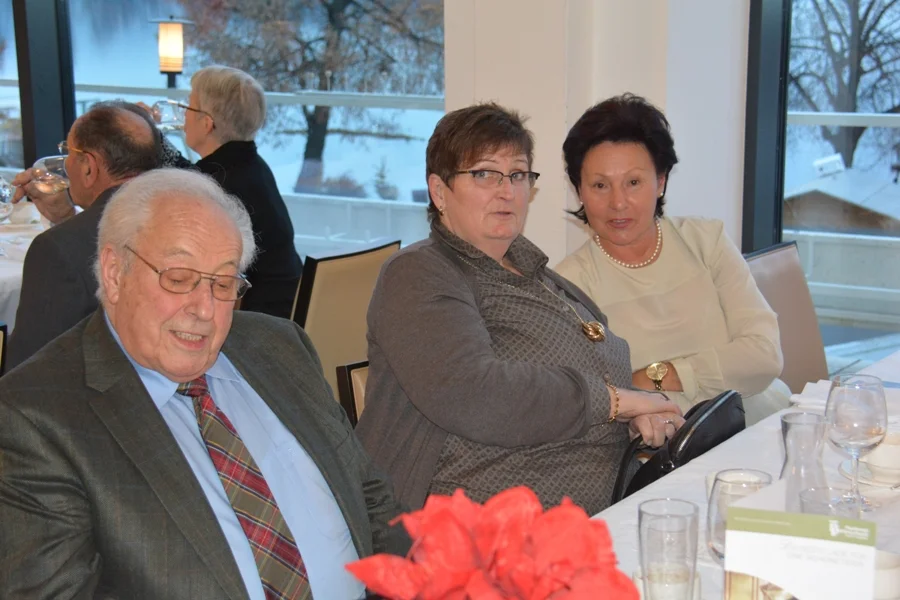 Familie Hrubesch mit Gattin und