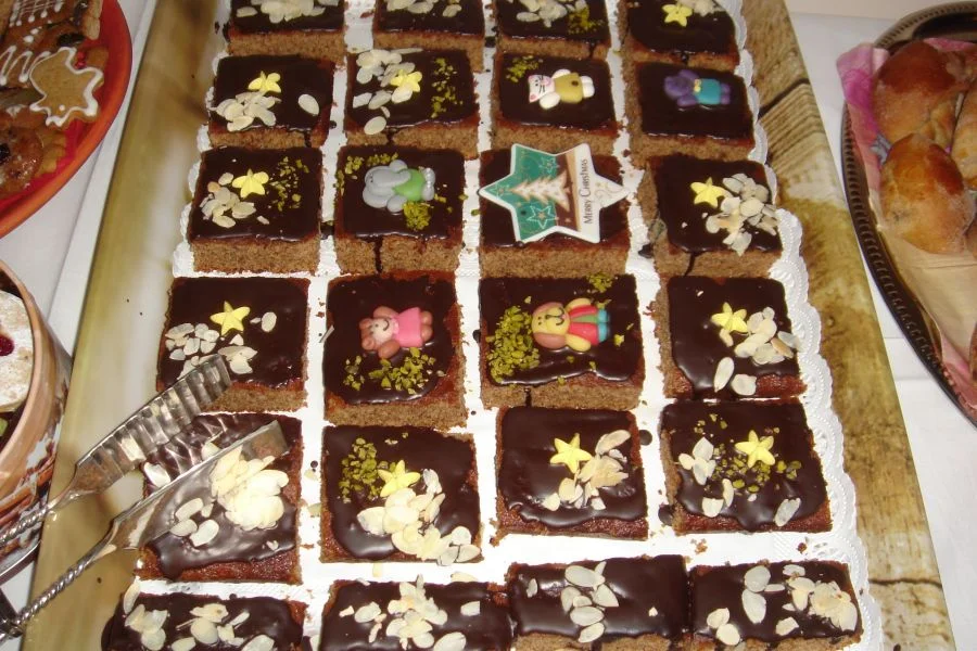 und Mehlspeisen war bestens gesorgt