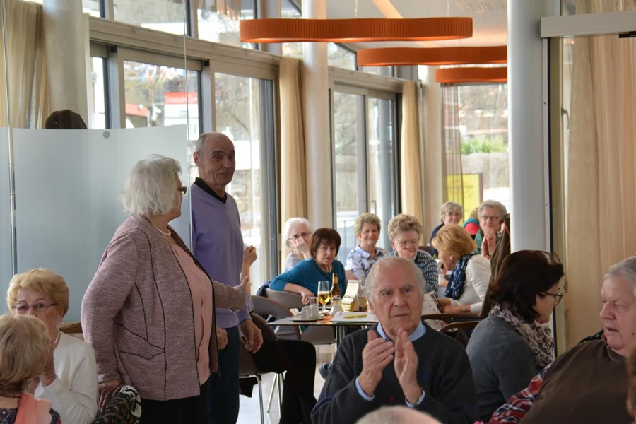 Begrüßung und Information