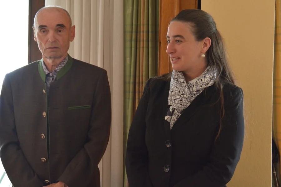 Bgm. Mag. Silvia Häusl-Benz brachte ein für sie bestimmtest Gedicht ihres Sohnes Alexander