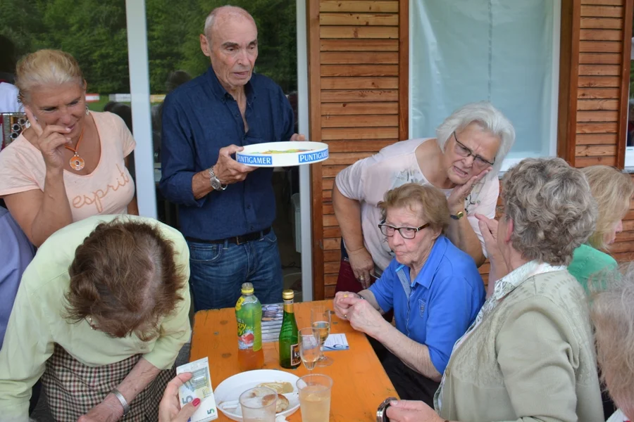 +Losverkäufer+ Alfred Walter brachte alle an den Mann-Frau