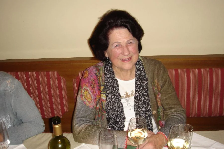 Erfeulich Maria Reiter nach Krankheit wieder in unserer Runde