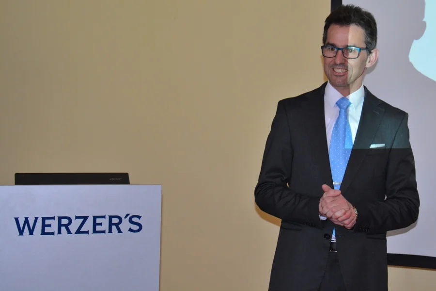 Begrüßung durch Dir. Erwin Putzenbacher