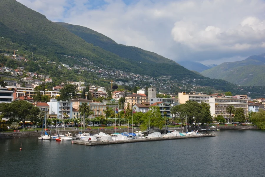 Blick zurüch nach Locarno