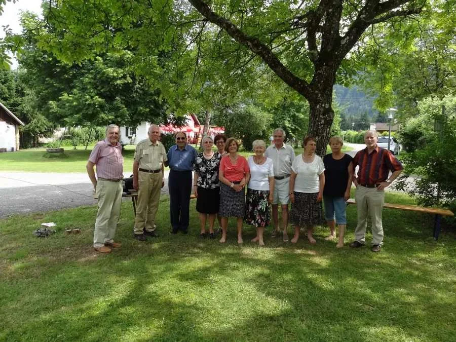 Abschlussfoto mit dem Rest der gesunden Tänzer